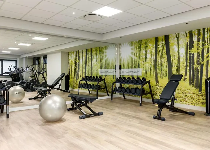 Nh Atlanta Отель 4*