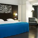 Hotel Nh Atlanta 4*