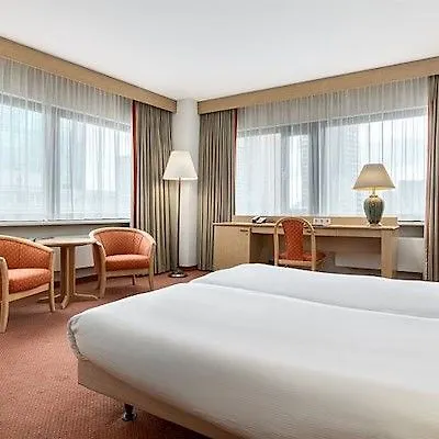 Nh Atlanta Hotel