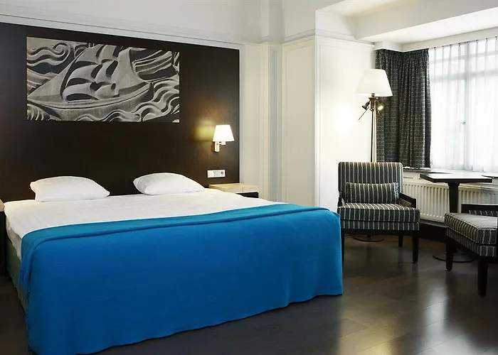 Ξενοδοχείο Nh Atlanta 4*