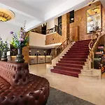 Hotel Nh Atlanta