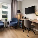 Nh Atlanta Hotel 4*