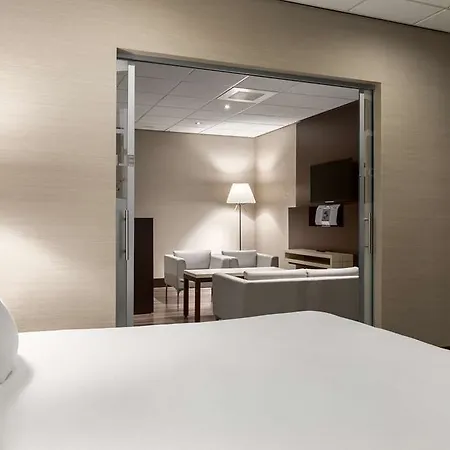 Nh Atlanta Hotel